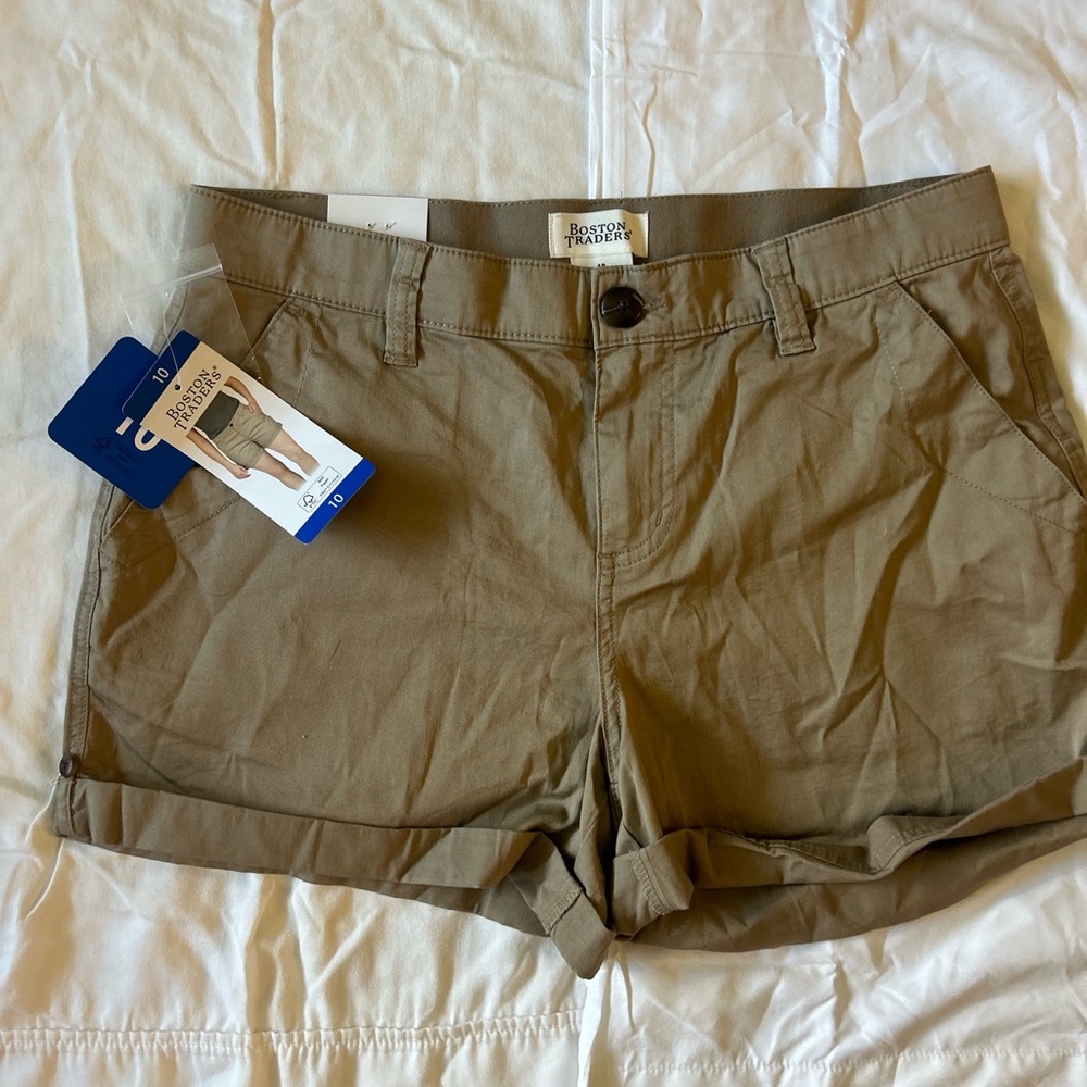 Boston Traders Women's Khaki Shorts